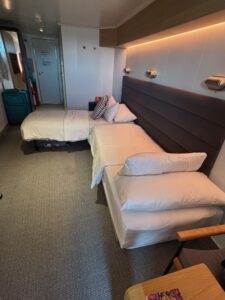 Split bed in Sea Terrance Cabin